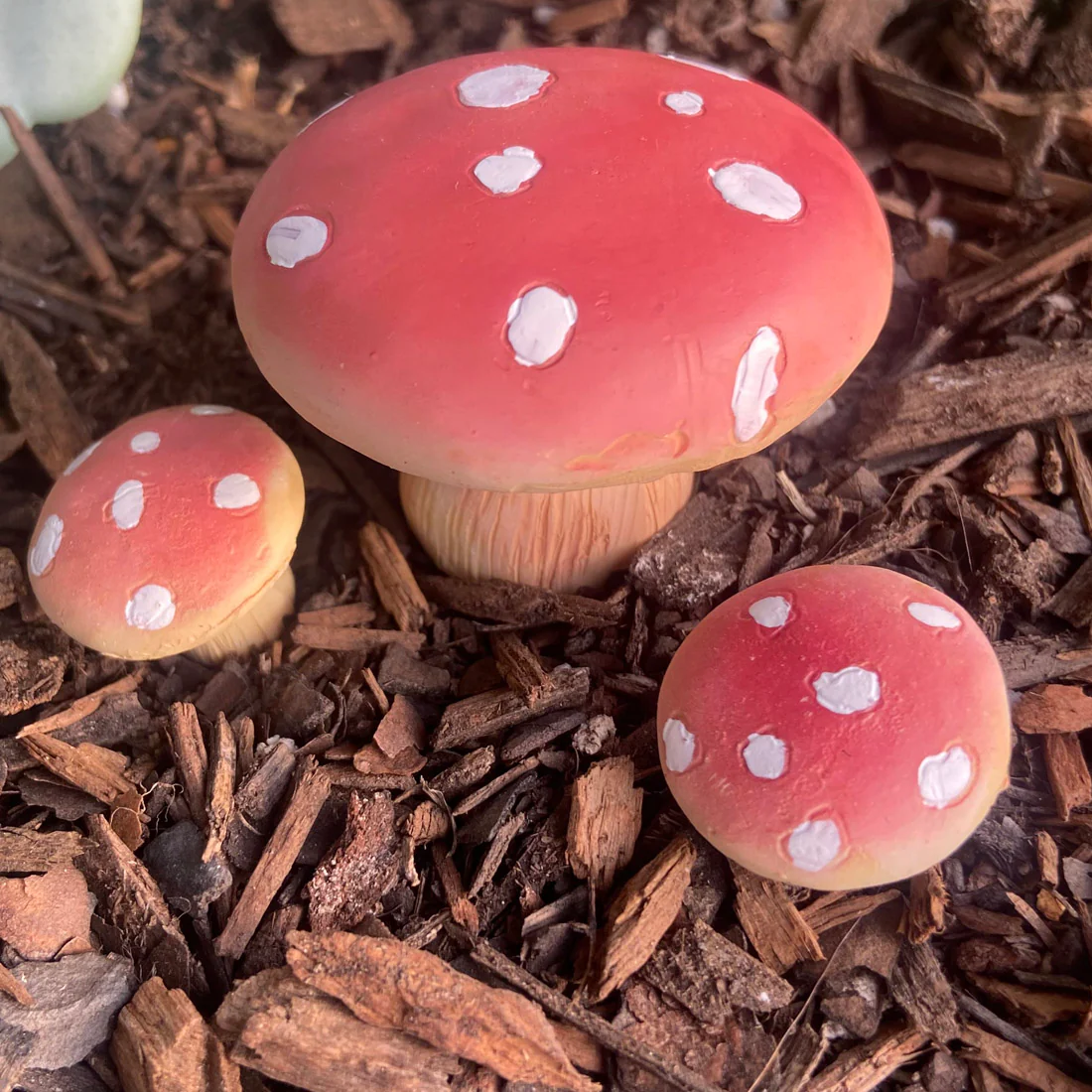 Enchanted Mushroom Fairy Garden Set - Image 4