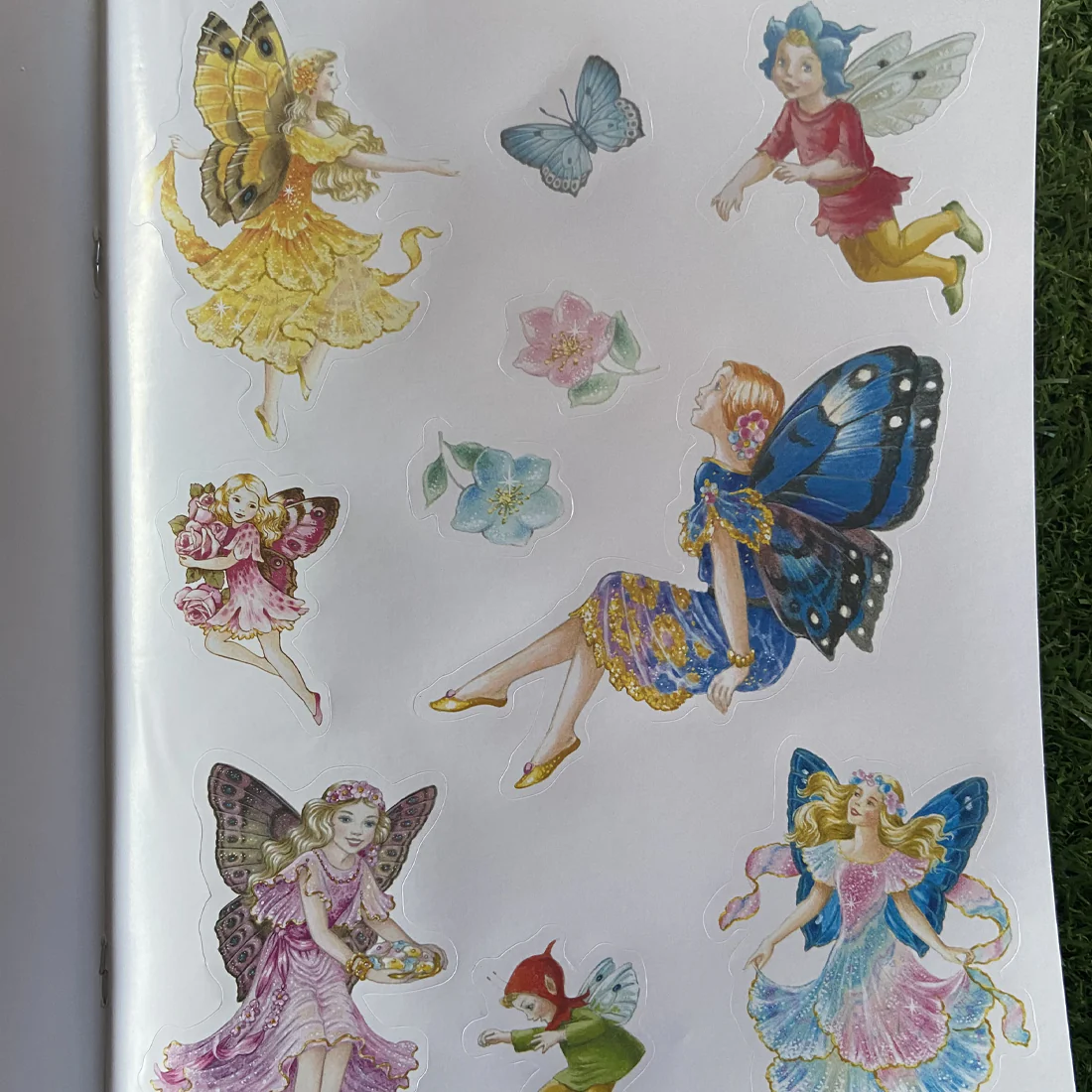 Shirley Barber's Classic Fairies Colour In With Stickers Book 4 - Image 3